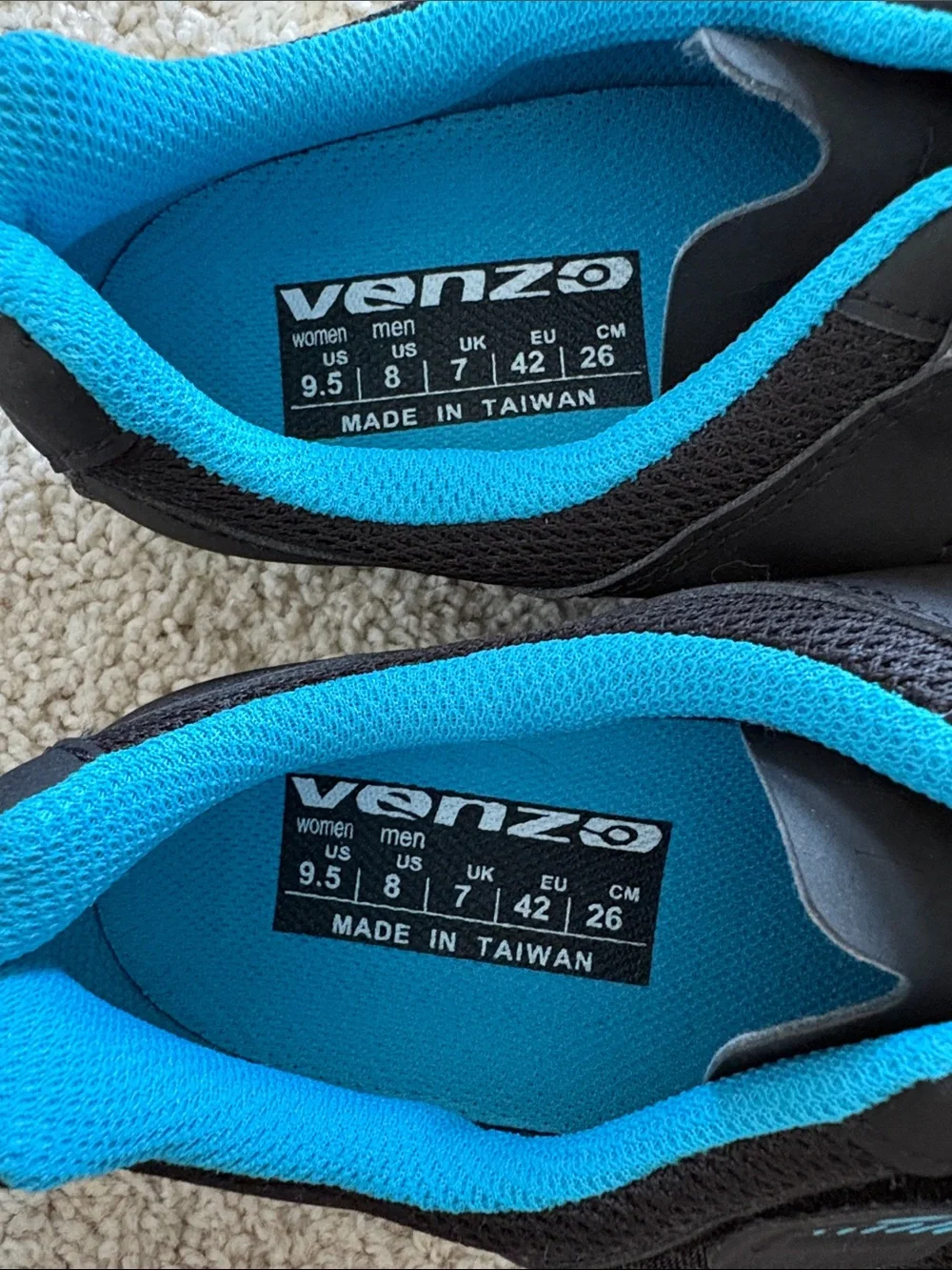 Venzo Women's Black Athletic Cycling Shoes with Teal Accents